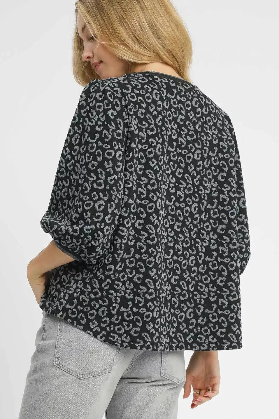 447e4fb6-f7b3-4836-9e85-fedbfb54ebb6-Max