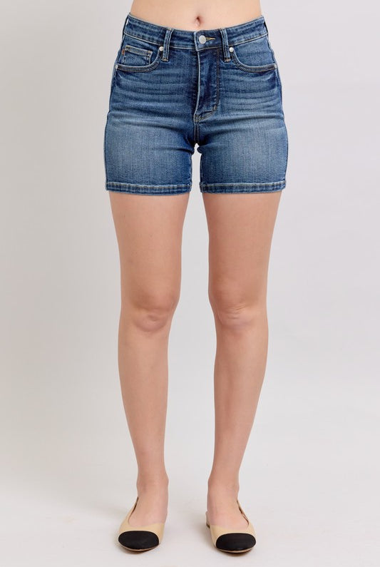 9f88dd5c-7d11-48bf-8e33-c6f985ecae6b-Max