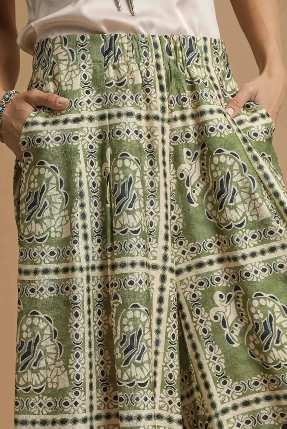 c246f3d7-e570-4bb3-b3ac-931811f2d736-Max