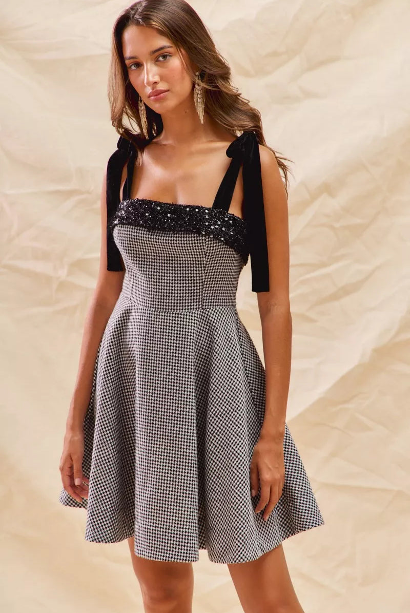 d6c32187dbc24441a32bd17ce817e74a-Max-Origin